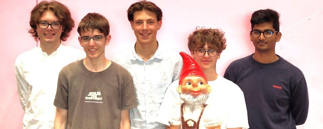 Gold medal at the Physics World Championships